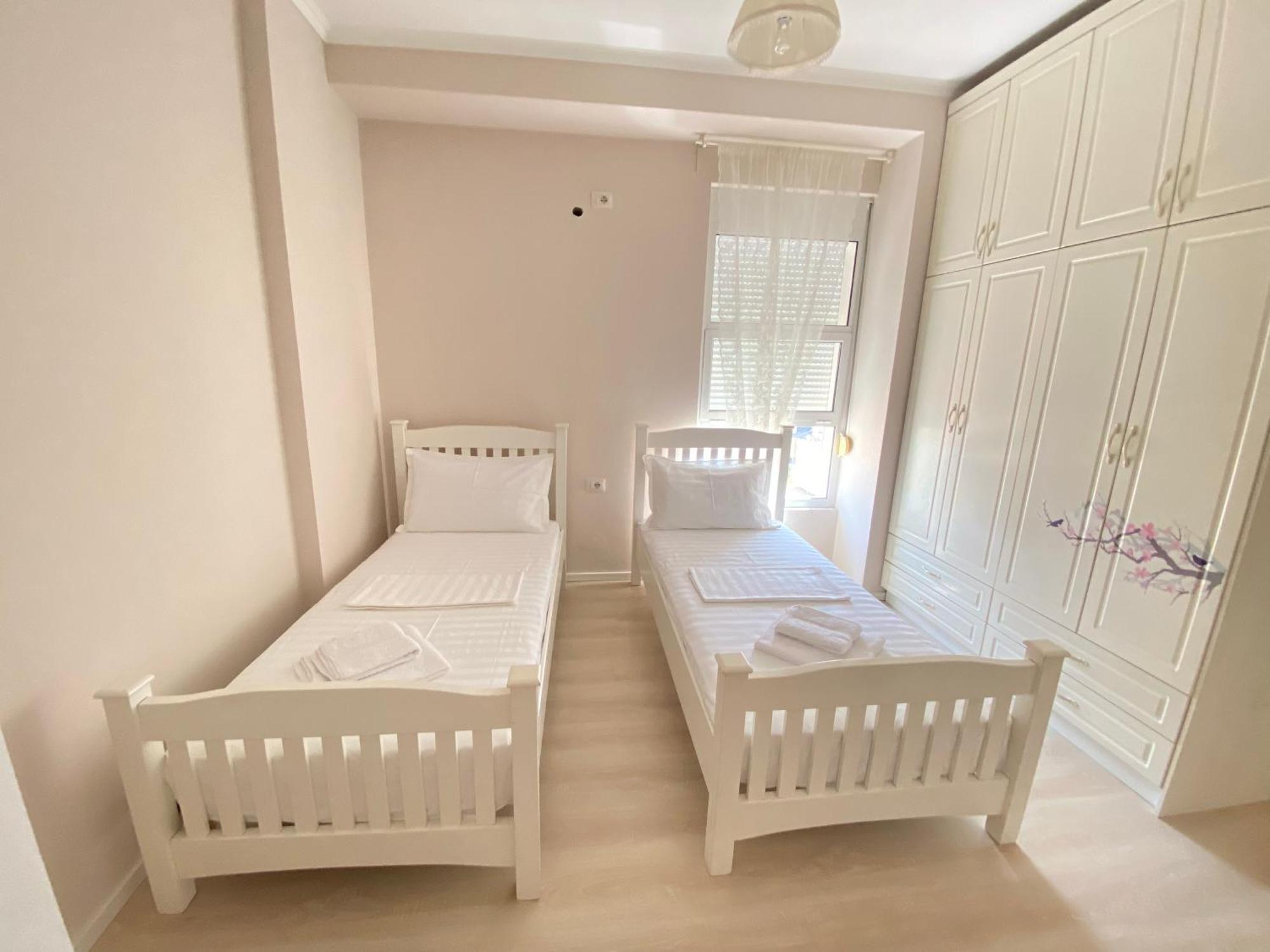 סרנדה Amarilis Luxury Apartments מראה חיצוני תמונה